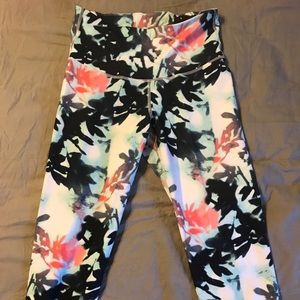 Old Navy Crop Leggings